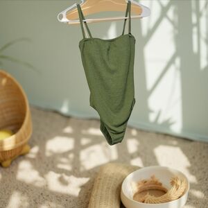 1 NWT Shade & Shore Size Small Green One Piece Swimsuit